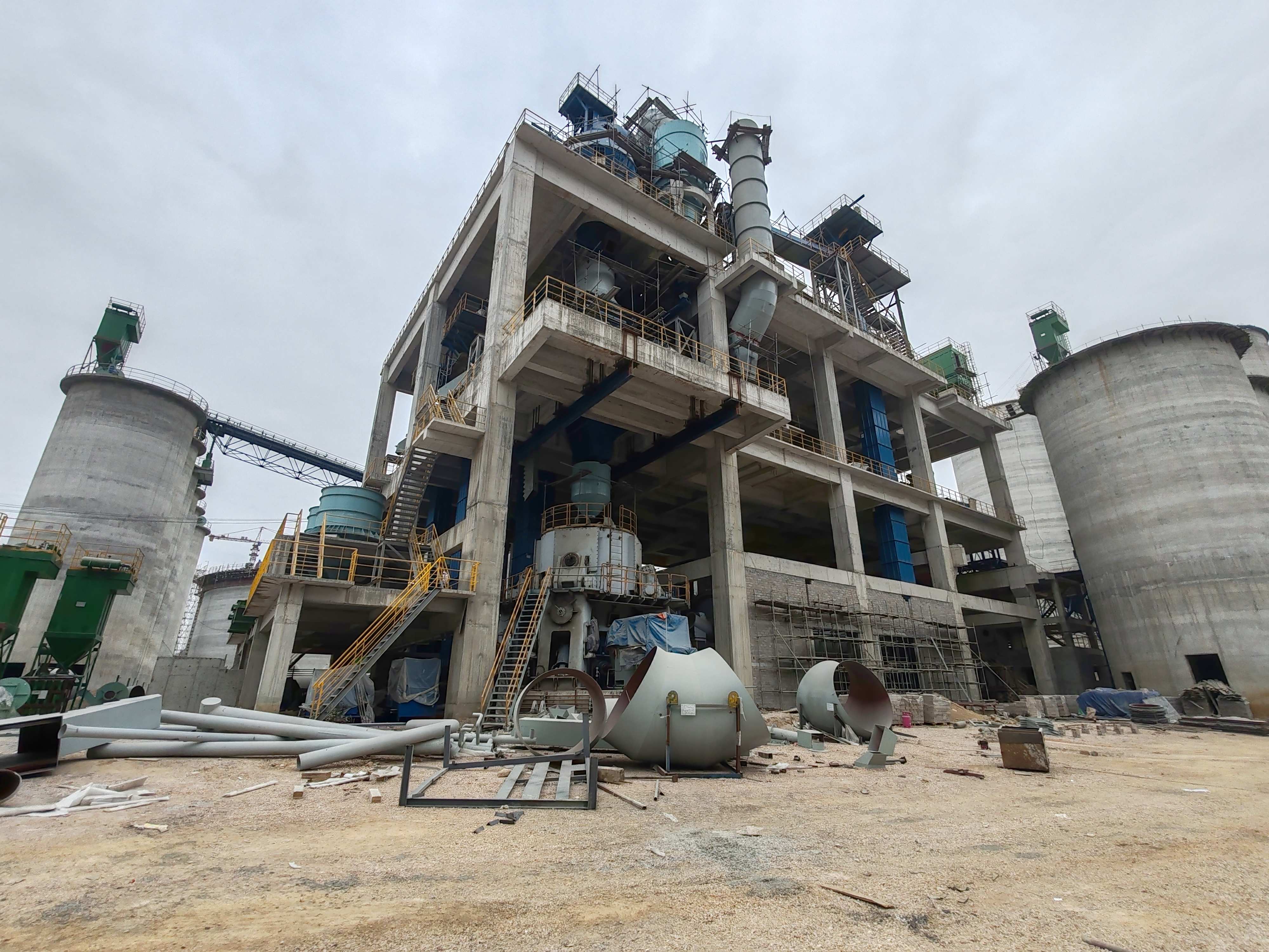 水泥廠設備鋼結構 水泥廠設備鋼結構