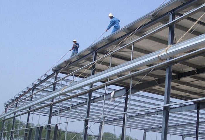 鋼結構廠房厚涂型防火涂料施工